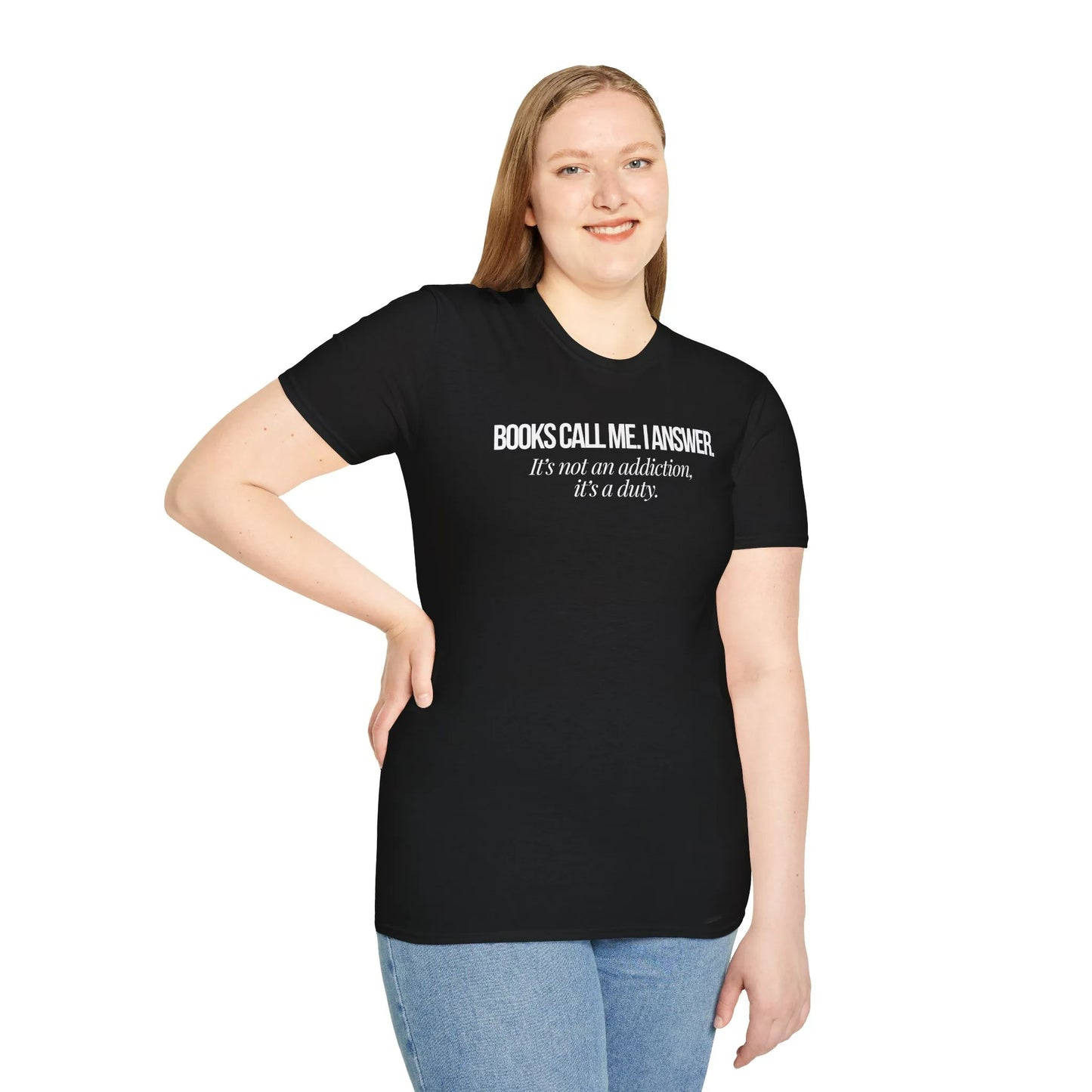 Called by Books T-Shirt in relaxed fit, black tee for book lovers, made of organic cotton. Perfect cozy reading outfit! 📖