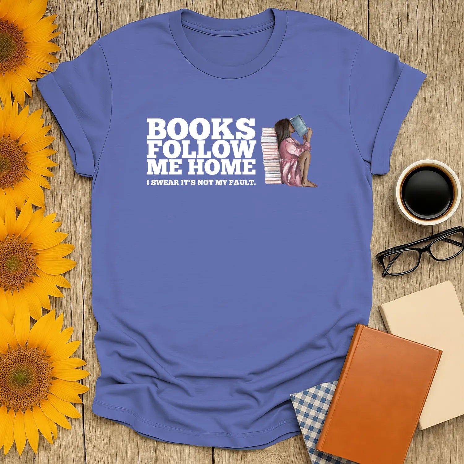 Followed by Books T-Shirt in relaxed fit, organic cotton, ideal for book lovers and introverts. Perfect cozy reading outfit! 📖