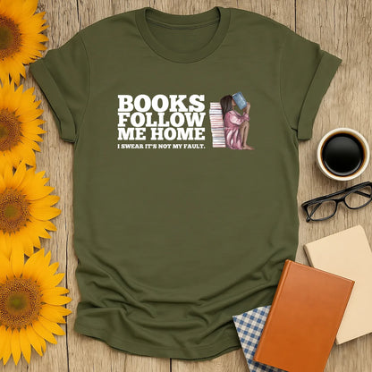 Followed by Books T-Shirt in organic cotton, a relaxed fit unisex shirt perfect for cozy reading outfits and gifts for readers 📖
