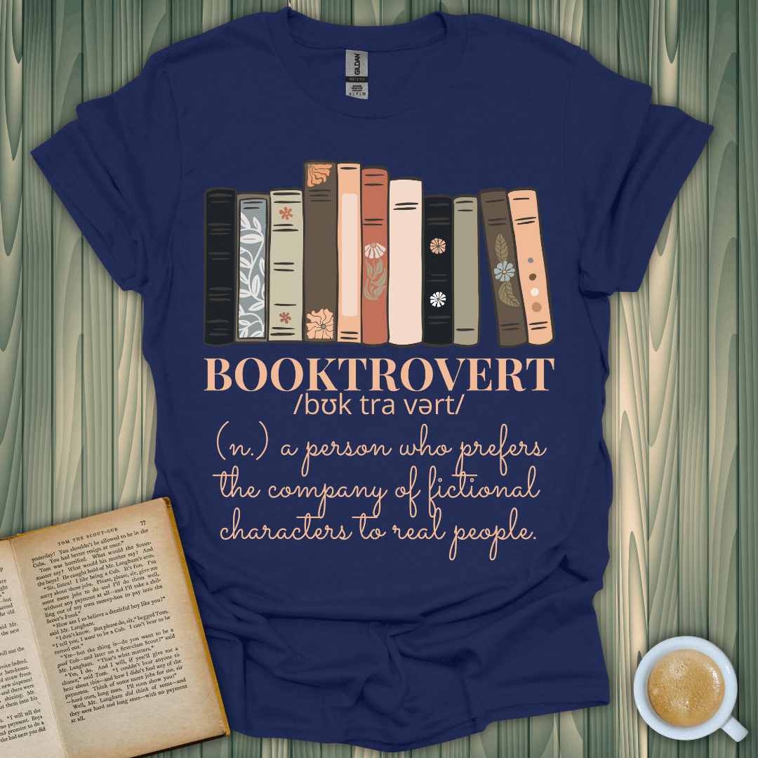 Booktrovert t-shirt for book lovers, featuring a design with books and a playful definition of a book lover.